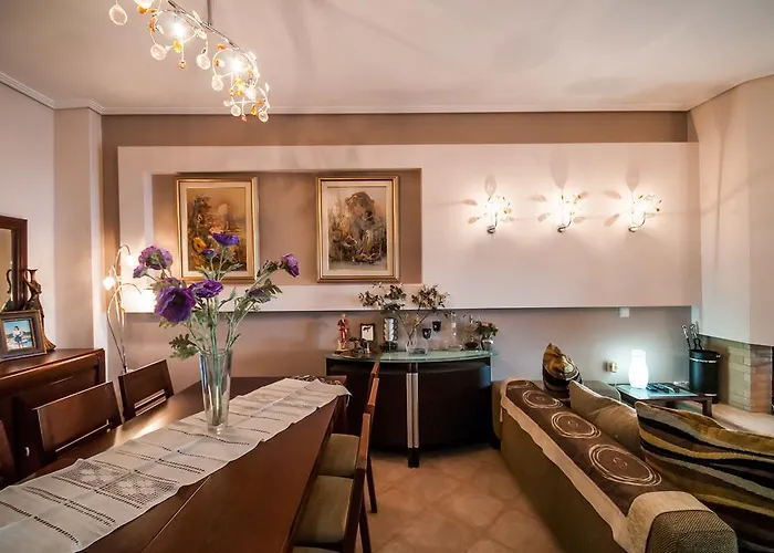 Holidays Pelion * Néa Ankhíalos